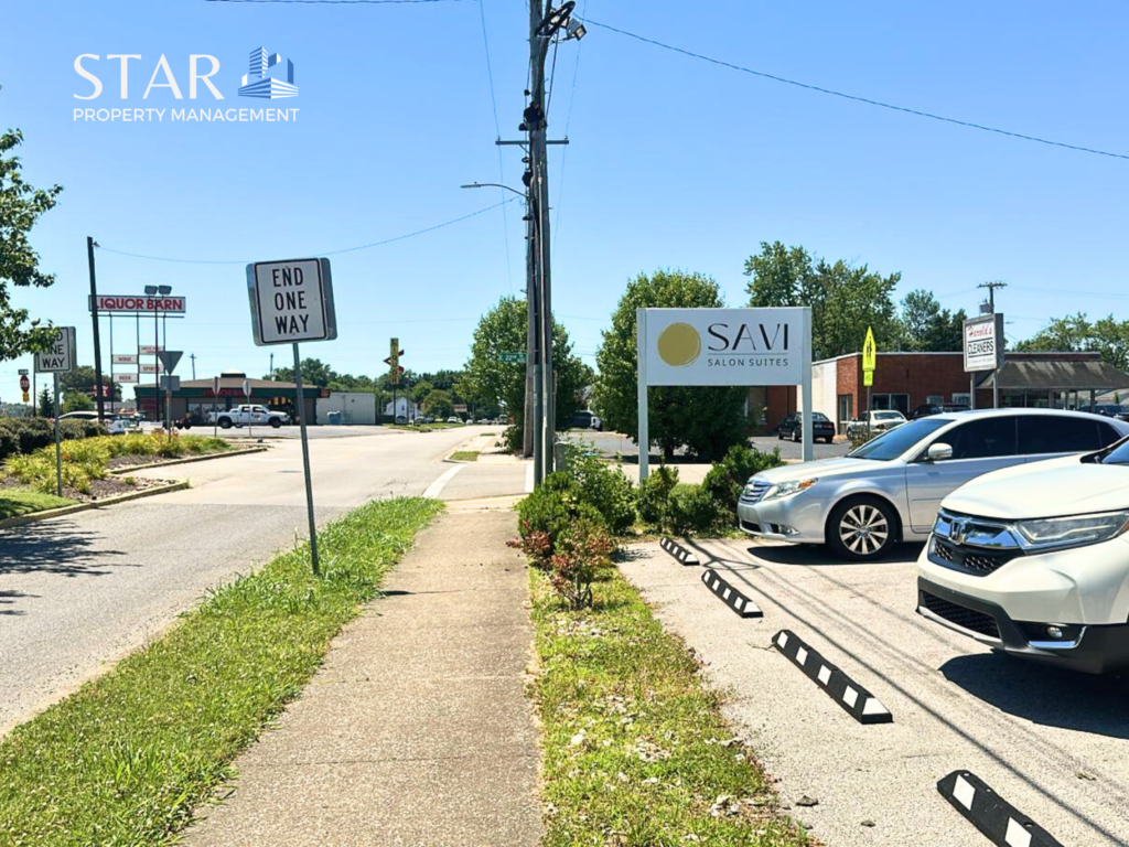 Savi Salon in Owensboro streetview.